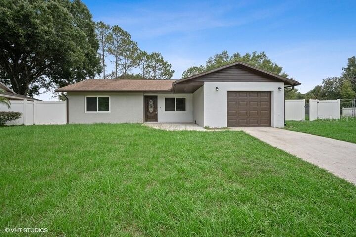 Property Photo:  4723 Presidential Street  FL 33584 