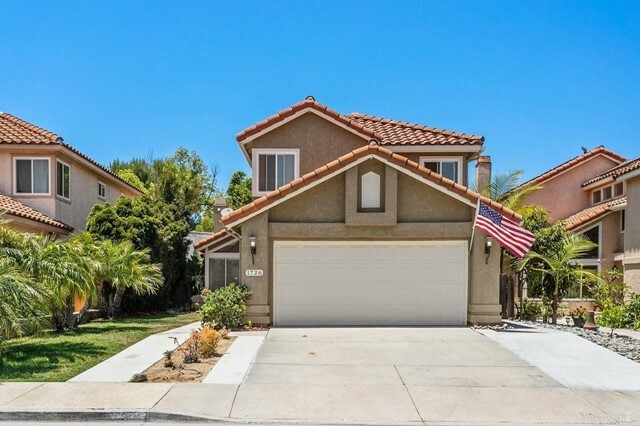 Property Photo:  1726 Avenida Alta Mira  CA 92056 