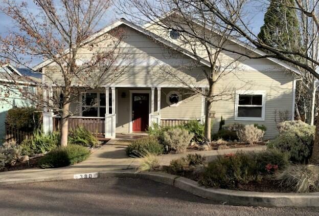 Property Photo:  380 Hemlock Lane  OR 97520 