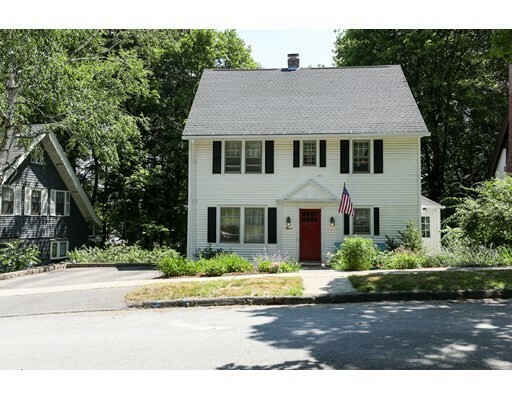 Property Photo:  11 Saint Elmo Rd  MA 01602 