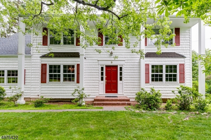 Property Photo:  3 Wellington Downs  NJ 07076 