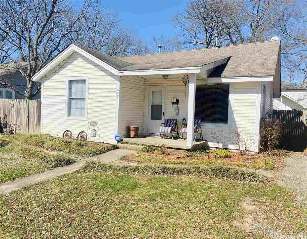 Property Photo: 1808 Independence Avenue AR 72034