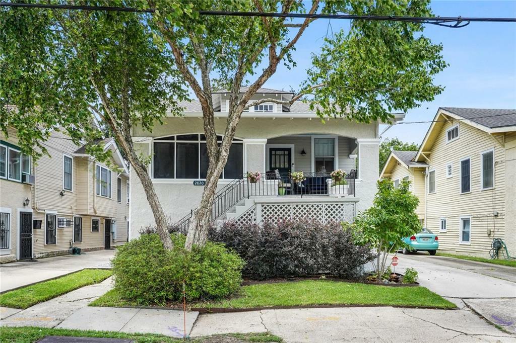 Property Photo:  2820 Octavia Street  LA 70115 