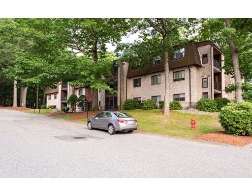 Property Photo:  3 Greenbriar Drive 308  MA 01864 