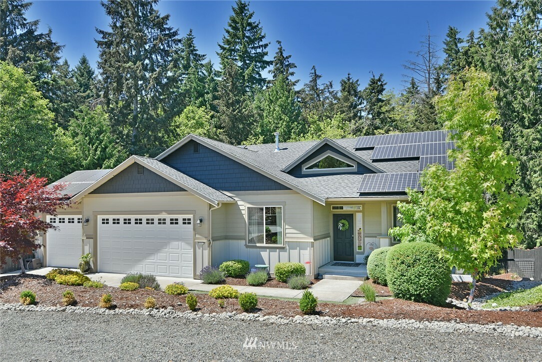 4880 NW Walgren Drive  Silverdale WA 98383 photo