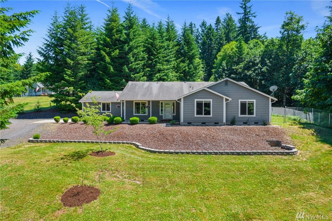 Property Photo: 227 Sholes Dr WA 98532