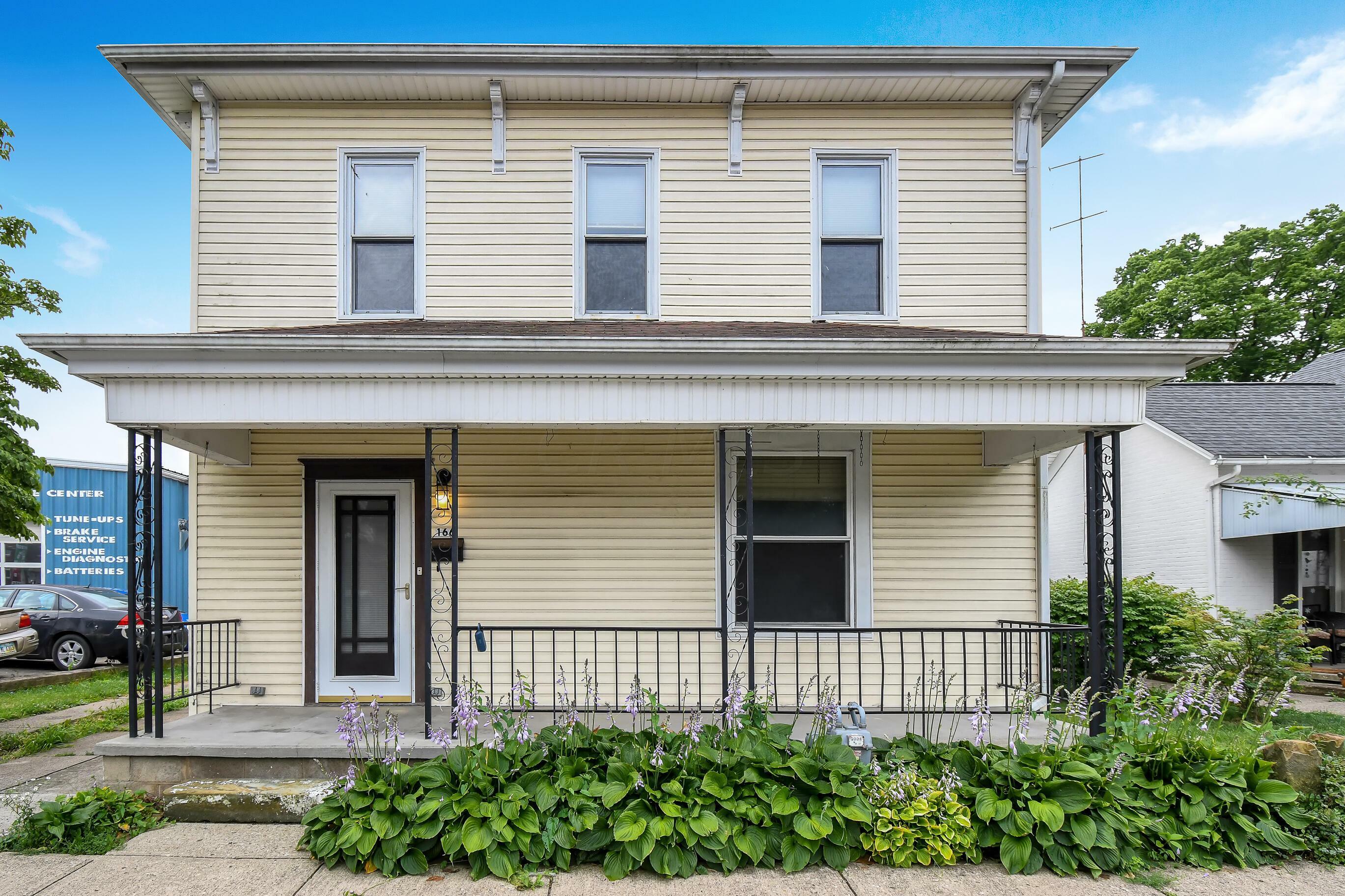 Property Photo:  166 E 6th Avenue  OH 43130 