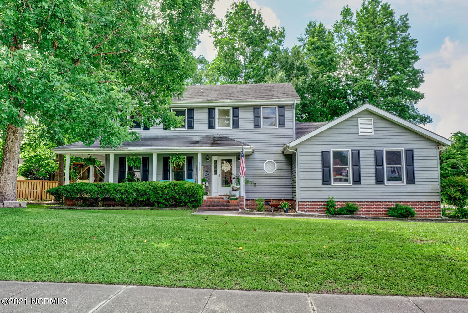 Property Photo:  831 Welton Circle  NC 28546 