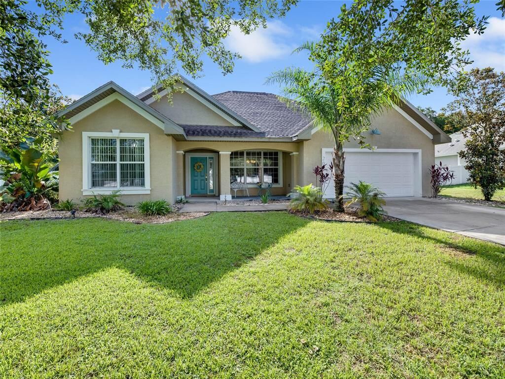 Property Photo:  204 Brookstone Lane  FL 34731 