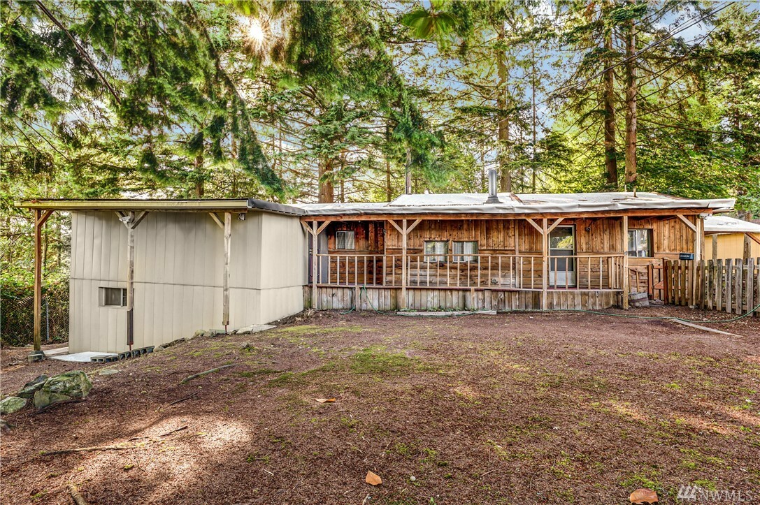 Property Photo: 13004 10th Dr SE WA 98208