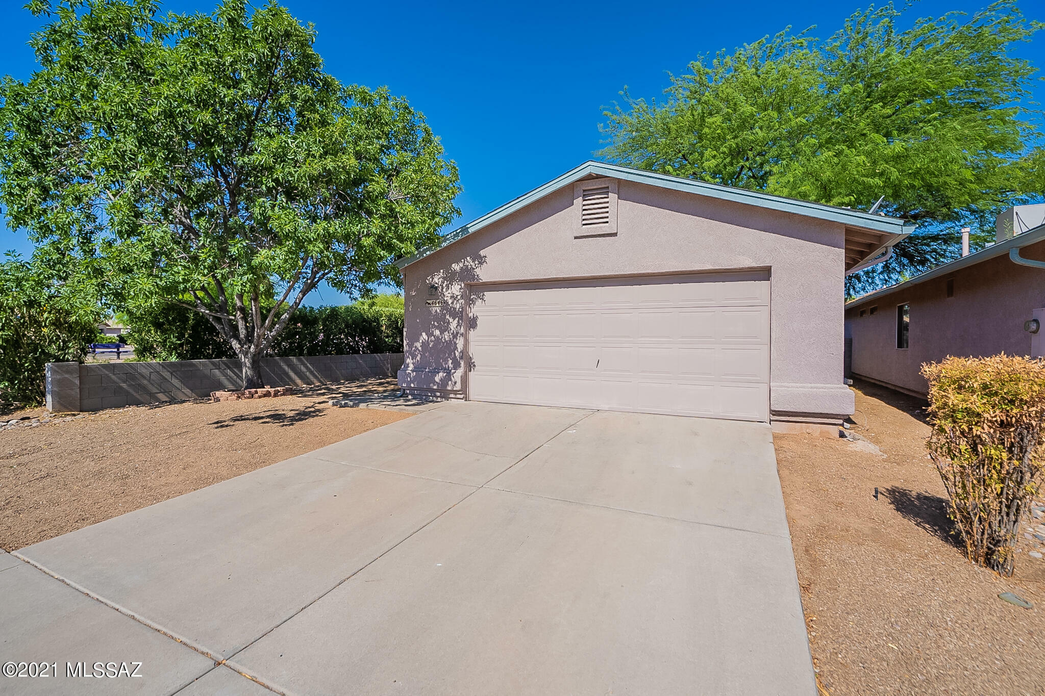 Property Photo:  4646 S Cornwall Drive  AZ 85730 