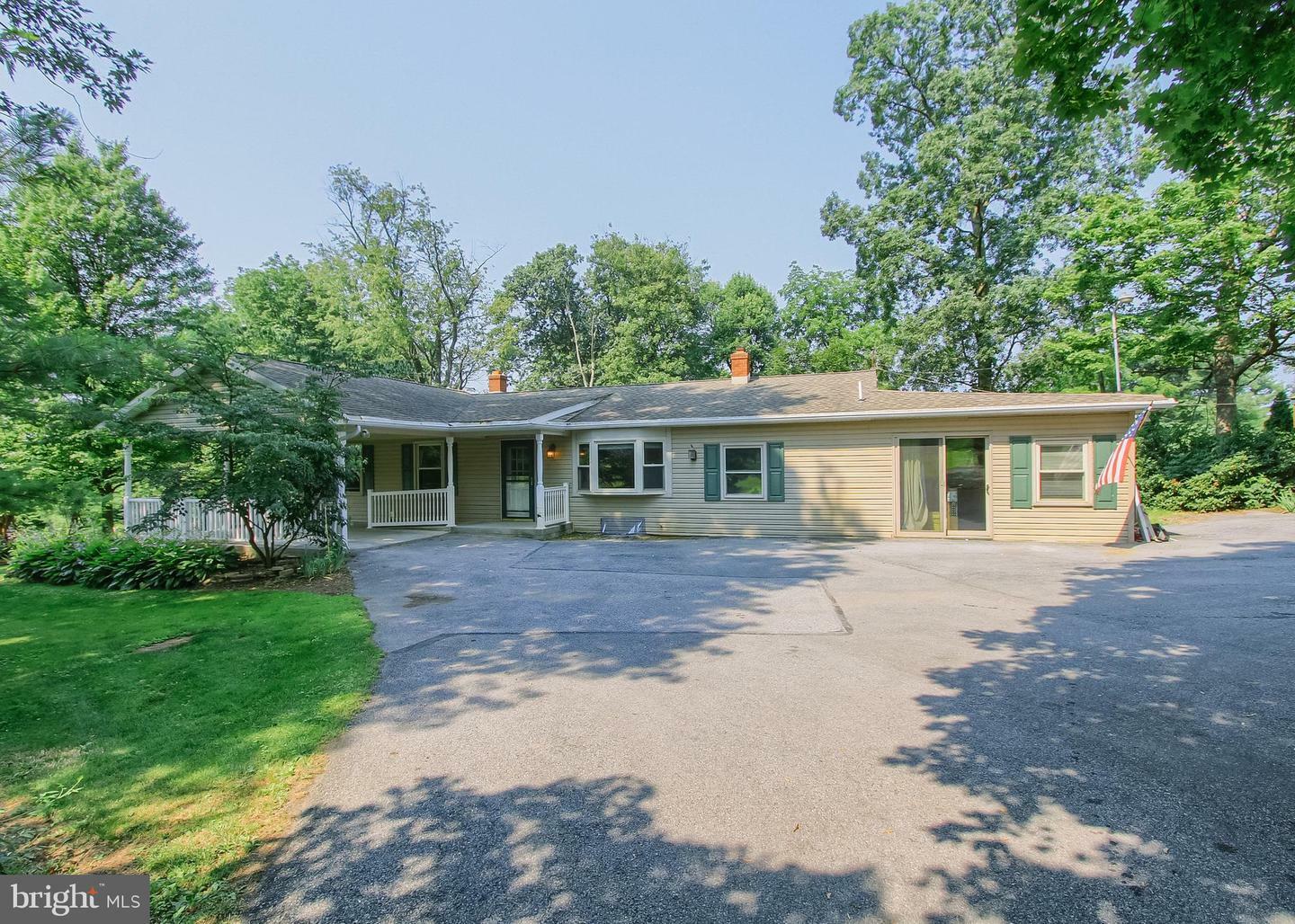 Property Photo:  685 Prescott Drive  PA 17046 