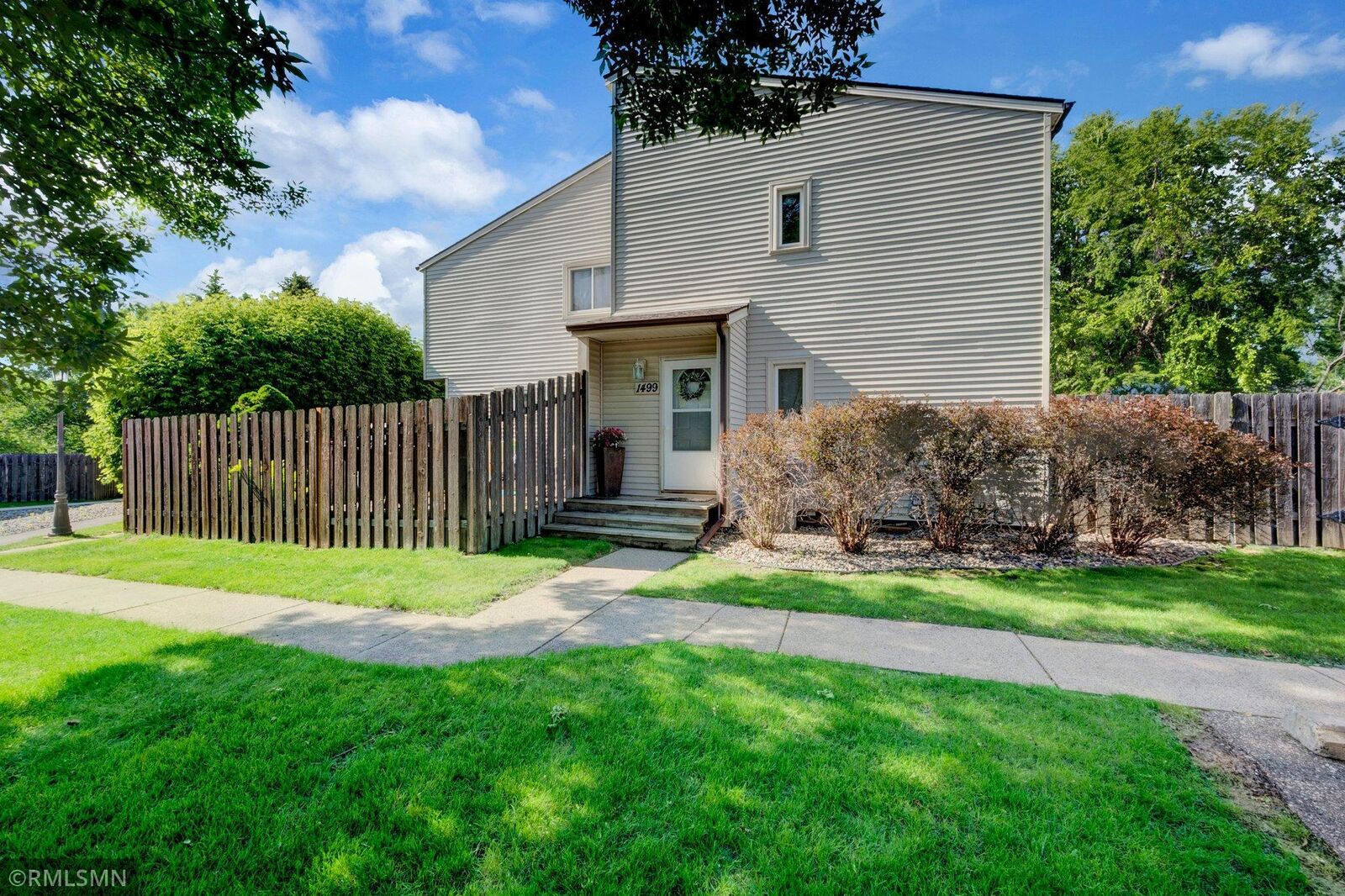 Property Photo: 1499 Woodview Avenue W MN 55122