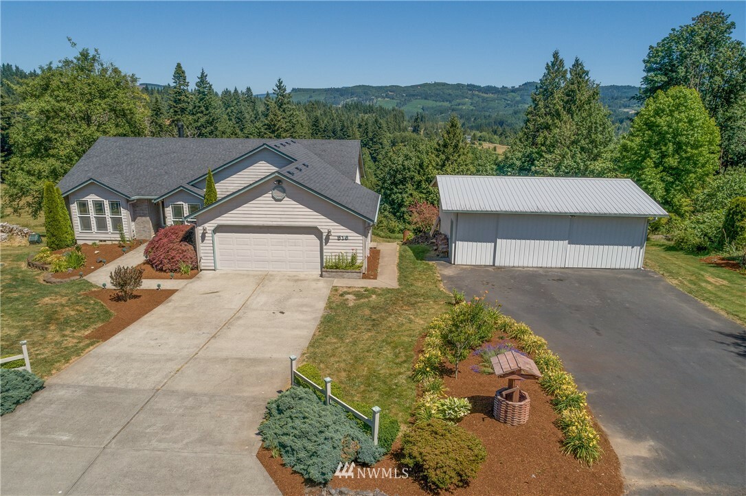 516 N Maple Hill Road  Kelso WA 98626 photo