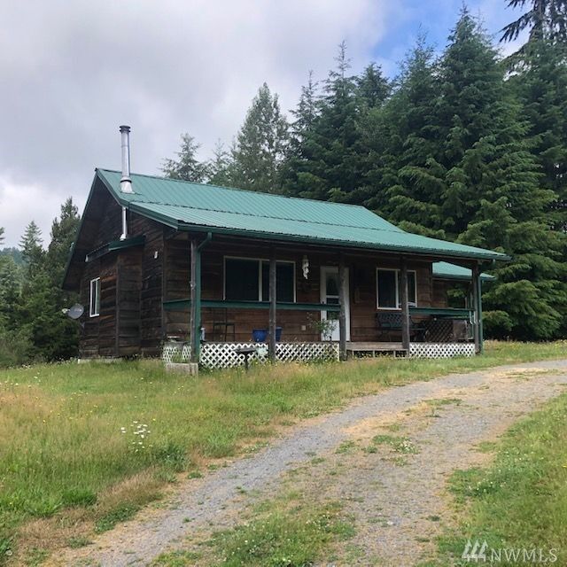 Property Photo: 118 Storm King Dr WA 98356
