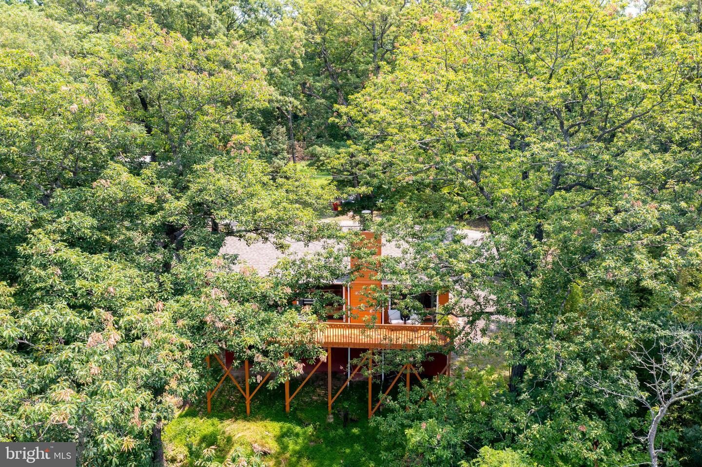 Property Photo: 325 Long Leaf Lane WV 25425