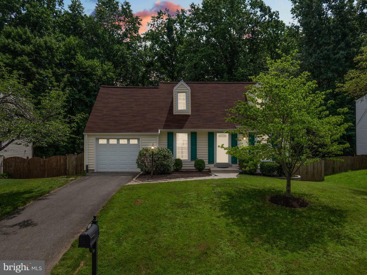 Property Photo: 14365 Salsbury Court VA 22193