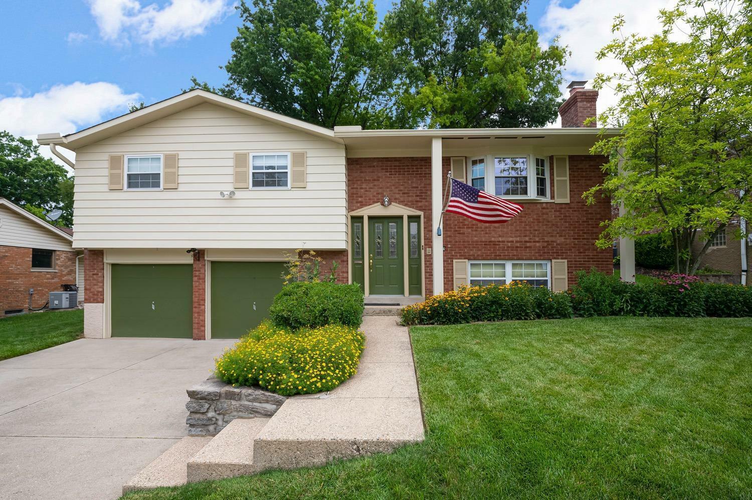 Property Photo:  4220 Turf Ln  OH 45211 