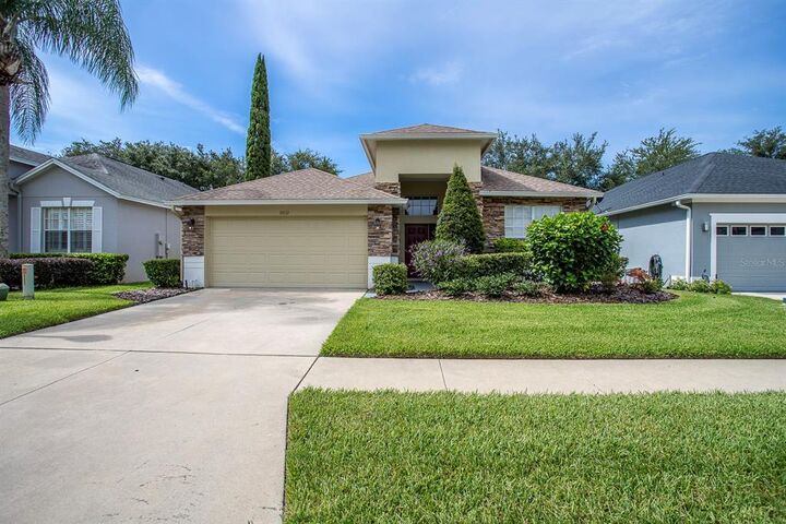 8032 Saint James Way  Mount Dora FL 32757 photo