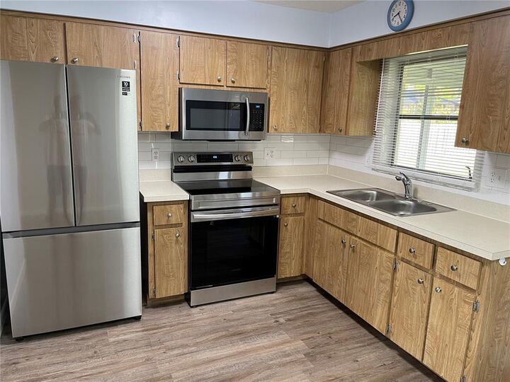 Property Photo:  302 S Tyler Street  FL 34465 