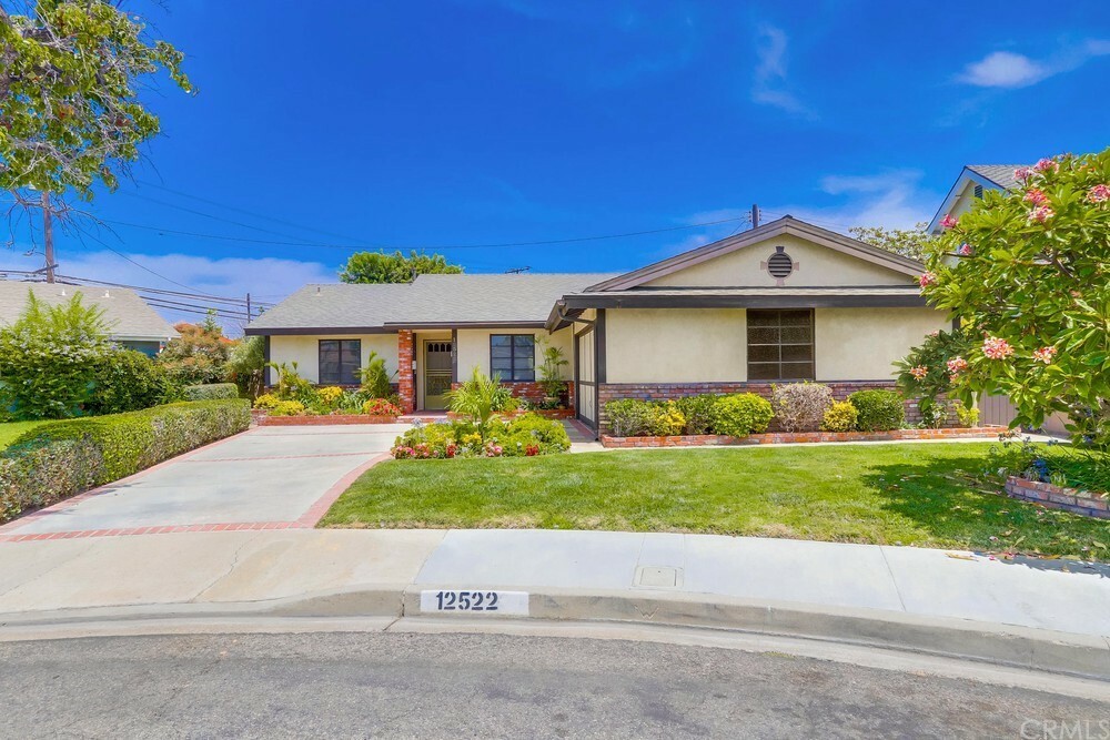 Property Photo:  12522 Raymond Circle  CA 92845 