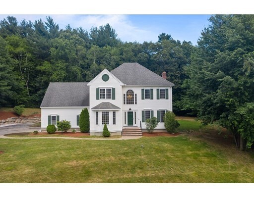 Property Photo:  11 Cortland Dr  MA 01749 