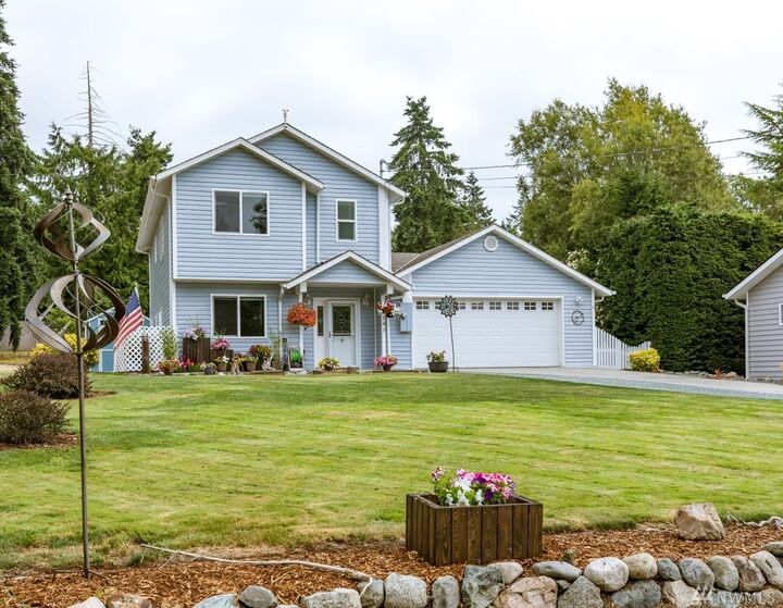 1143 Nimitz Dr  Coupeville WA 98239 photo