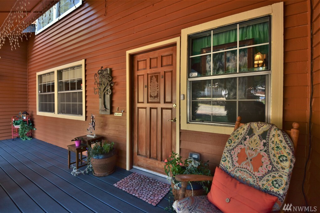 Property Photo:  4472 NW Cascade St  WA 98383 