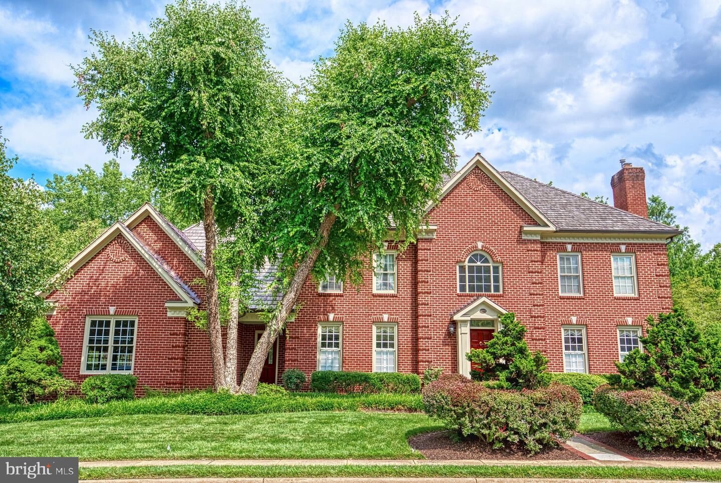 Property Photo:  1613 Maddux Lane  VA 22101 