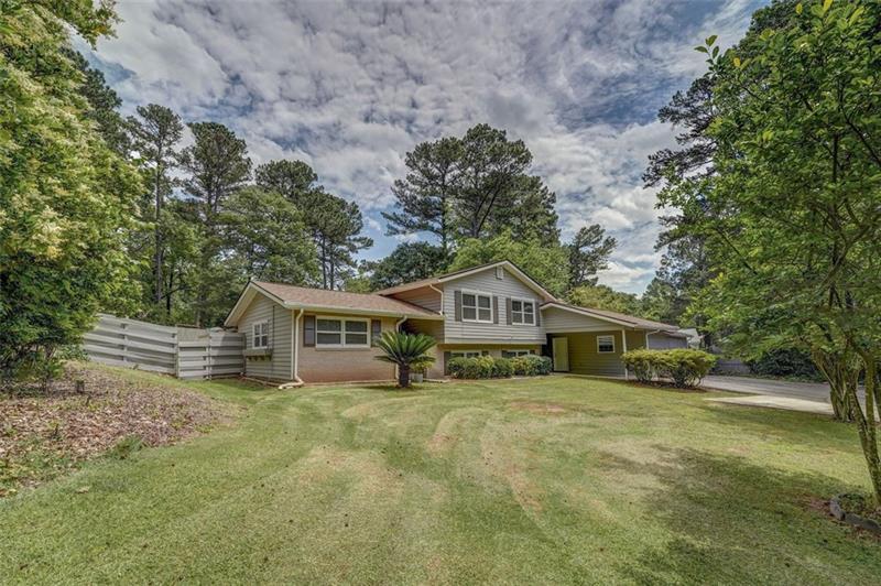 Property Photo: 3212 Moss Oak Drive GA 30340