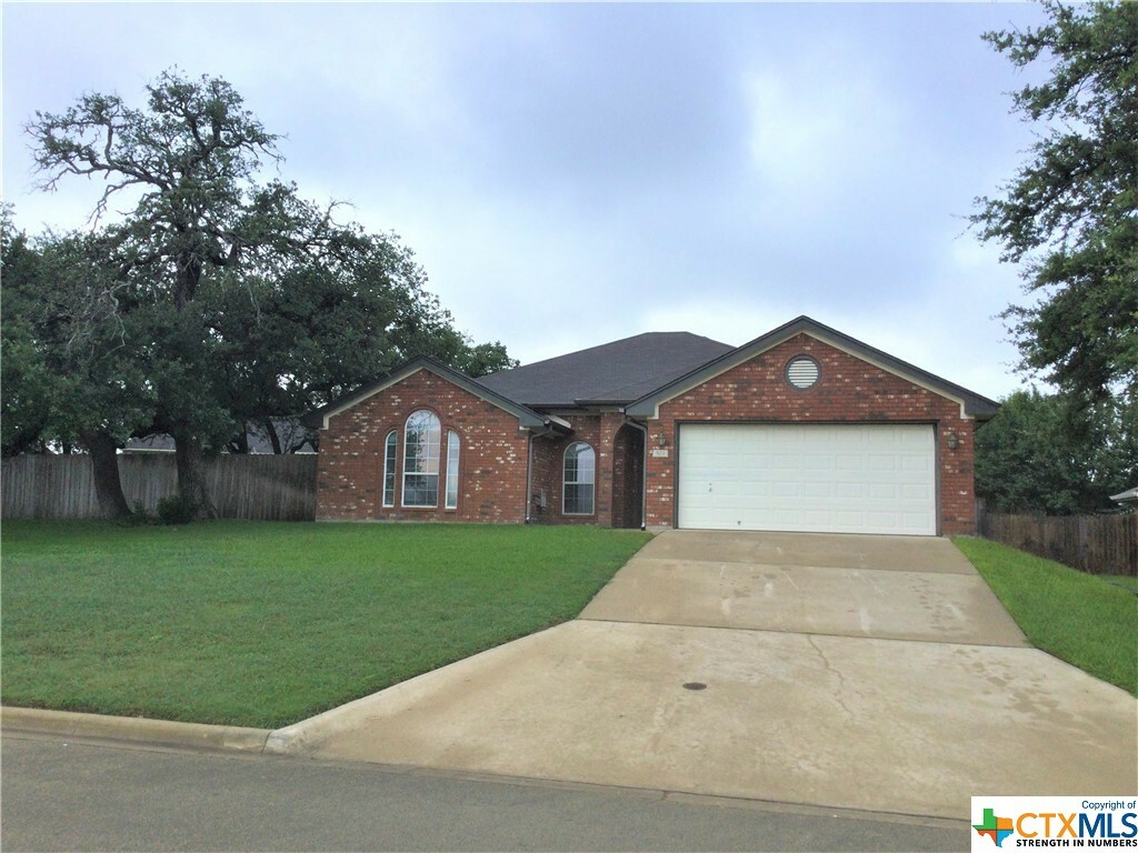 Property Photo:  503 Cowhand Drive  TX 76548 