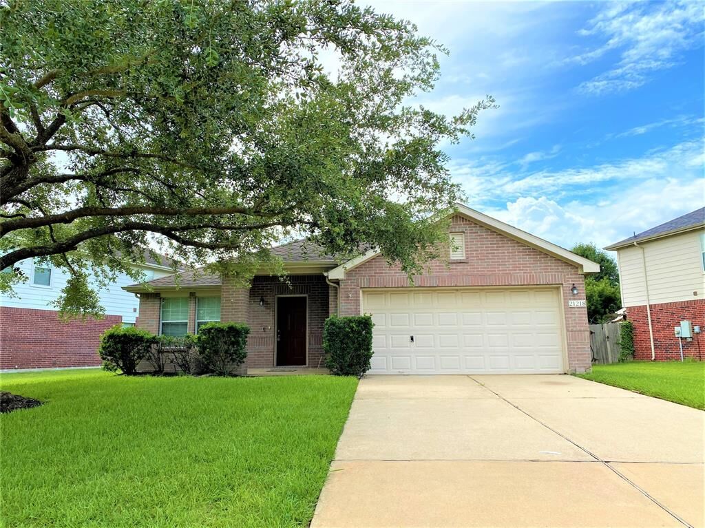 Property Photo:  21218 Bending Green Way  TX 77450 