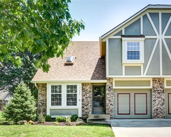 Property Photo:  11755 Oakmont Street  KS 66210 