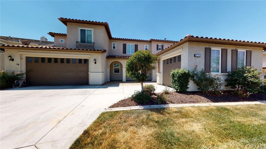 Property Photo:  8211 Fieldstream Court  CA 92880 