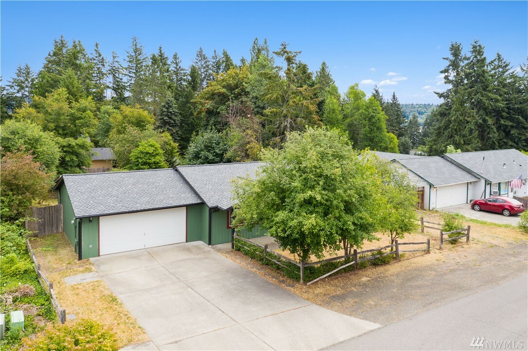 Property Photo:  110 NE Kathys Dr  WA 98528 