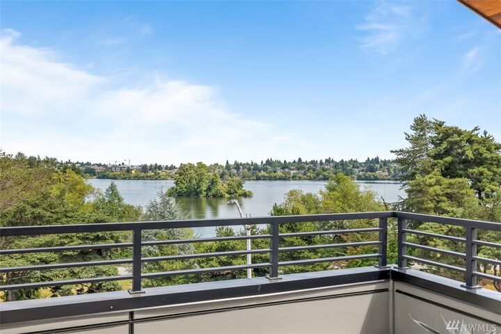 7103 Aurora Ave N  Seattle WA 98103 photo