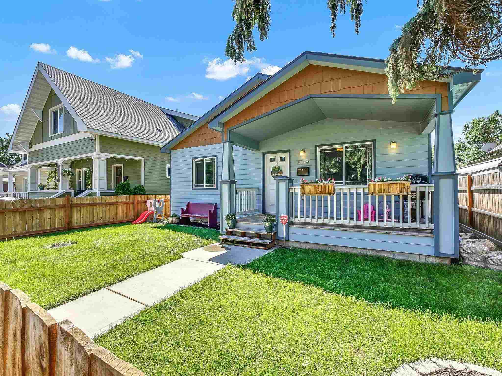 Property Photo:  2119 W Mallon Ave  WA 99201 