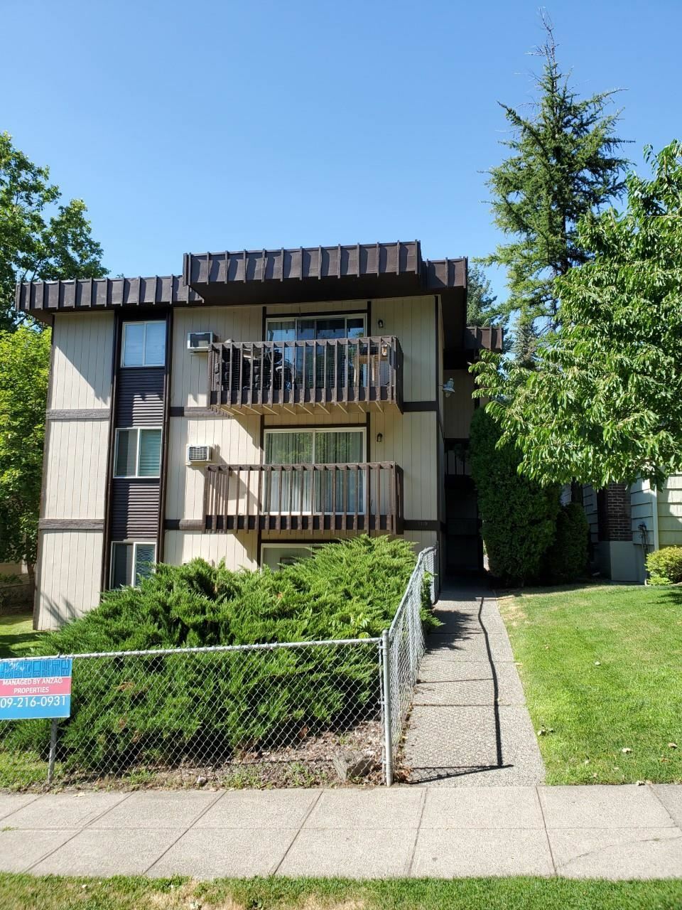 Property Photo:  1110 W 10th Ave  WA 99204 