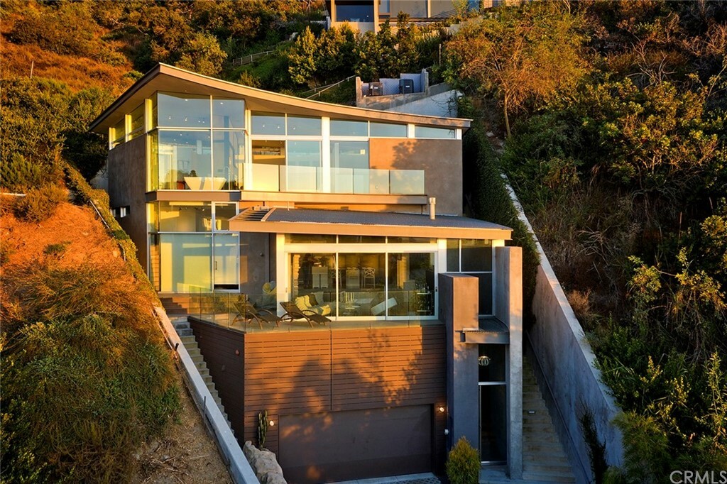 Property Photo:  812 Gainsborough Drive  CA 92651 