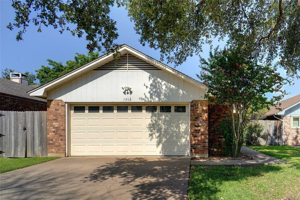 Property Photo:  1713 Mimosa Lane  TX 76039 