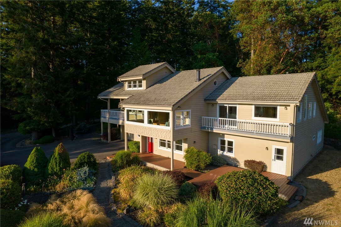 Property Photo: 764 6th Ave WA 98333