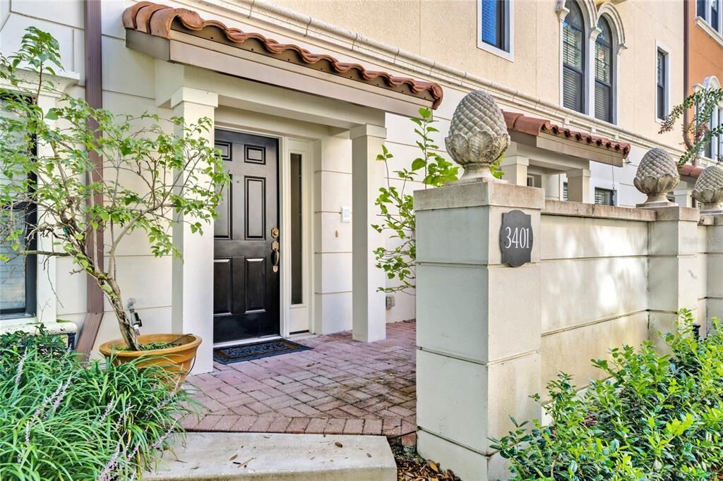 Property Photo: 3401 Messina Drive FL 32746