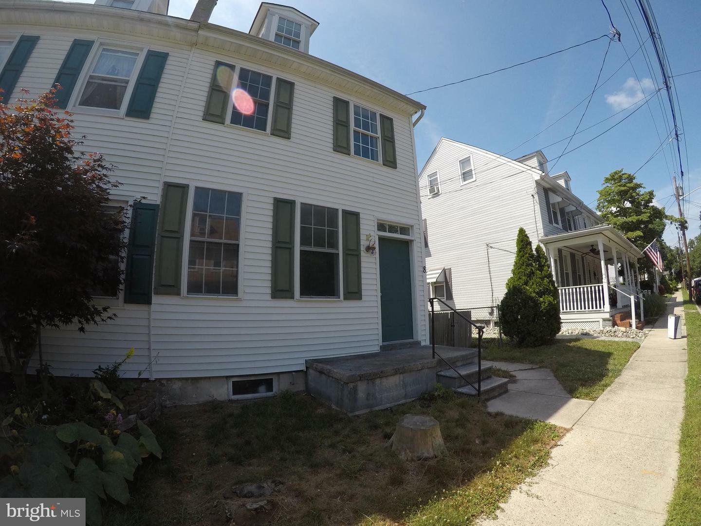 Property Photo:  8 Chestnut Street  NJ 08048 