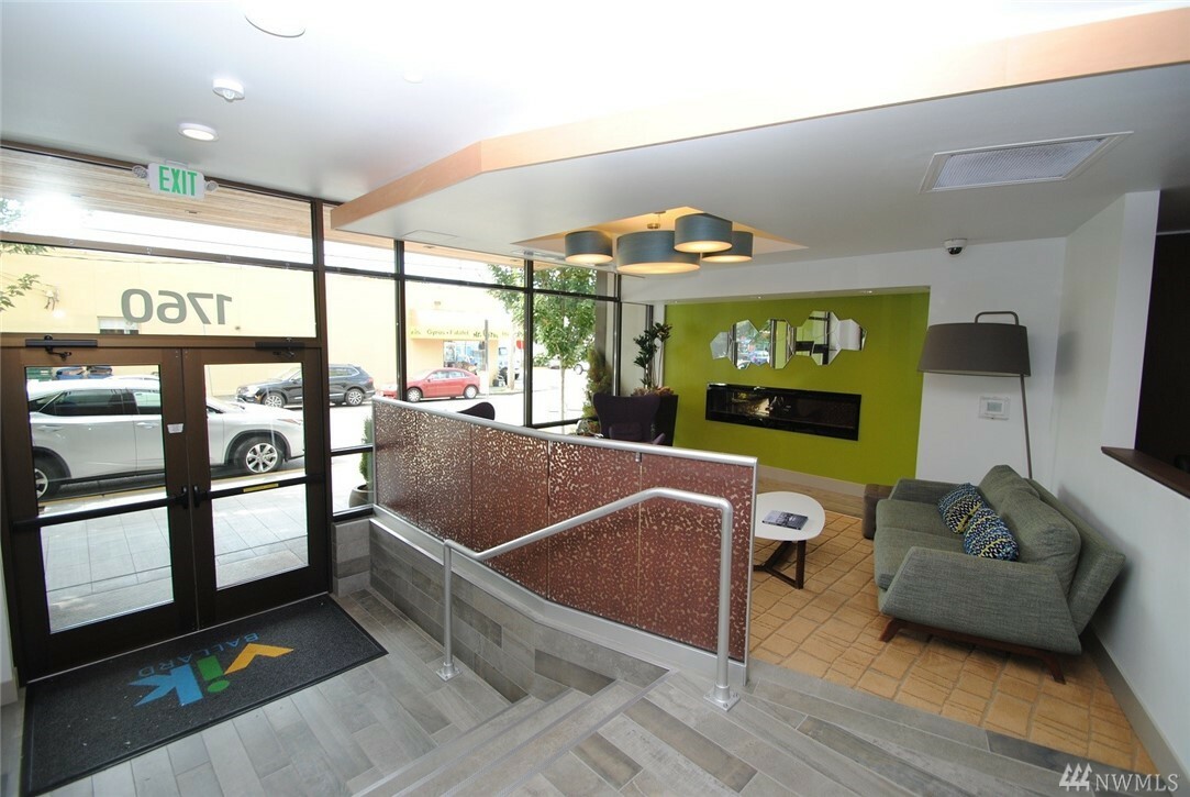 Property Photo: 1760 NW 56th St 409 WA 98107
