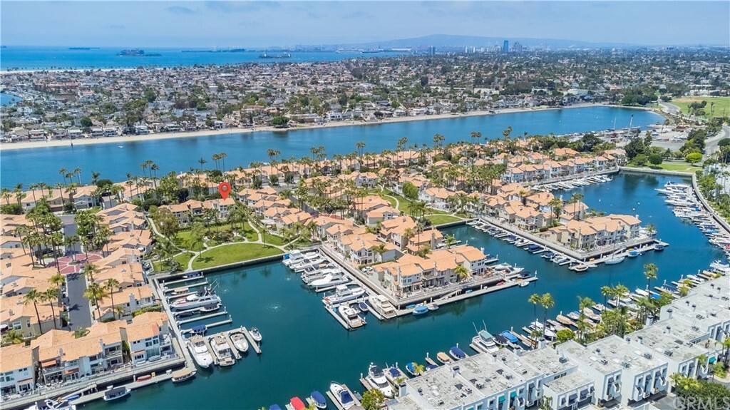 Property Photo:  5693 Spinnaker Bay Drive  CA 90803 