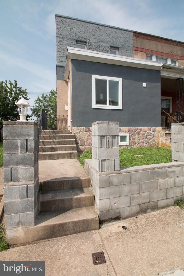 Property Photo:  2638 S Lloyd Street  PA 19153 