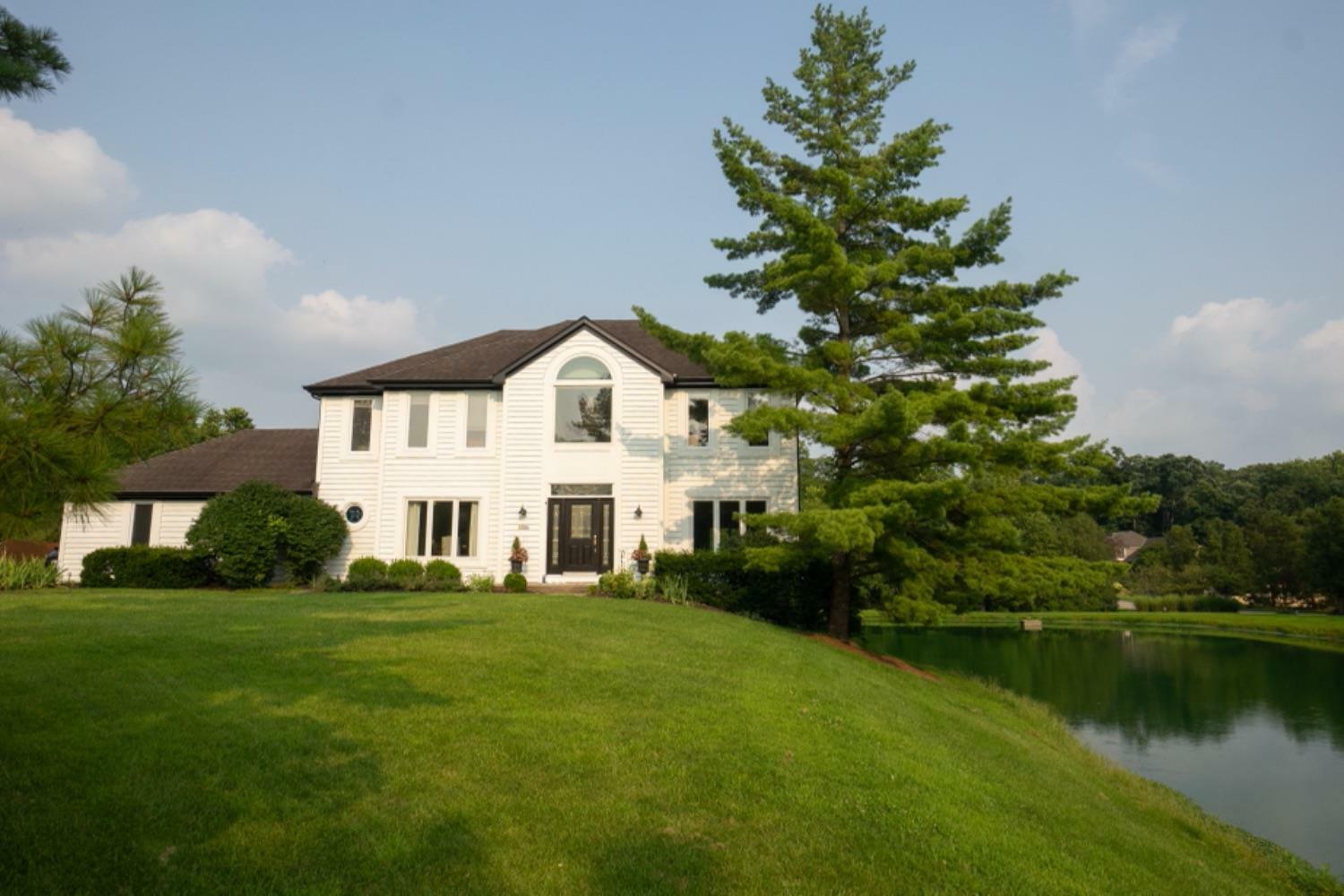 Property Photo:  9986 Pond Woods Ln  OH 45241 