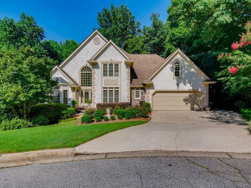 Property Photo:  215 Willow Brook Drive  GA 30076 