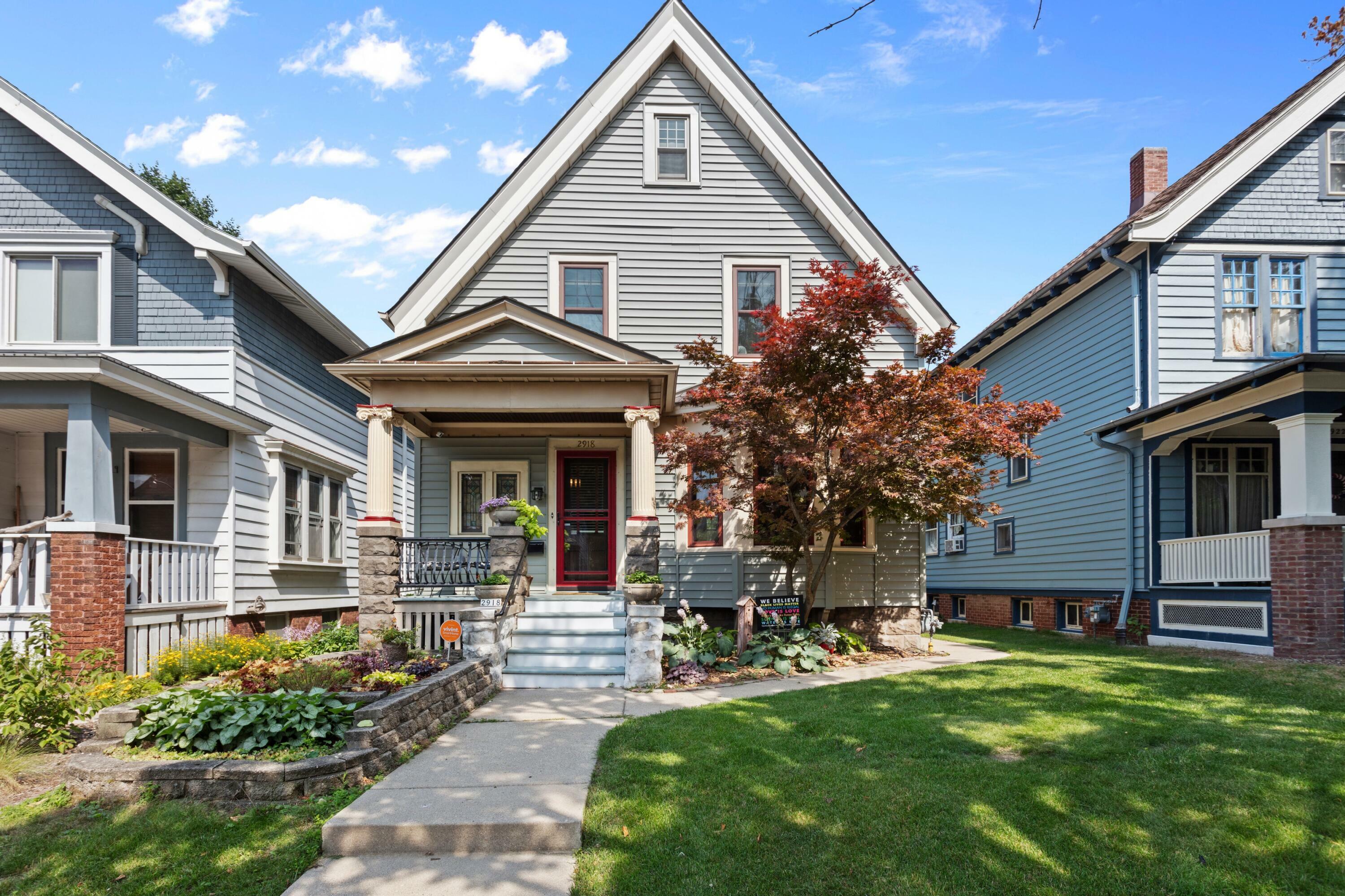 Property Photo:  2918 S Herman St  WI 53207 