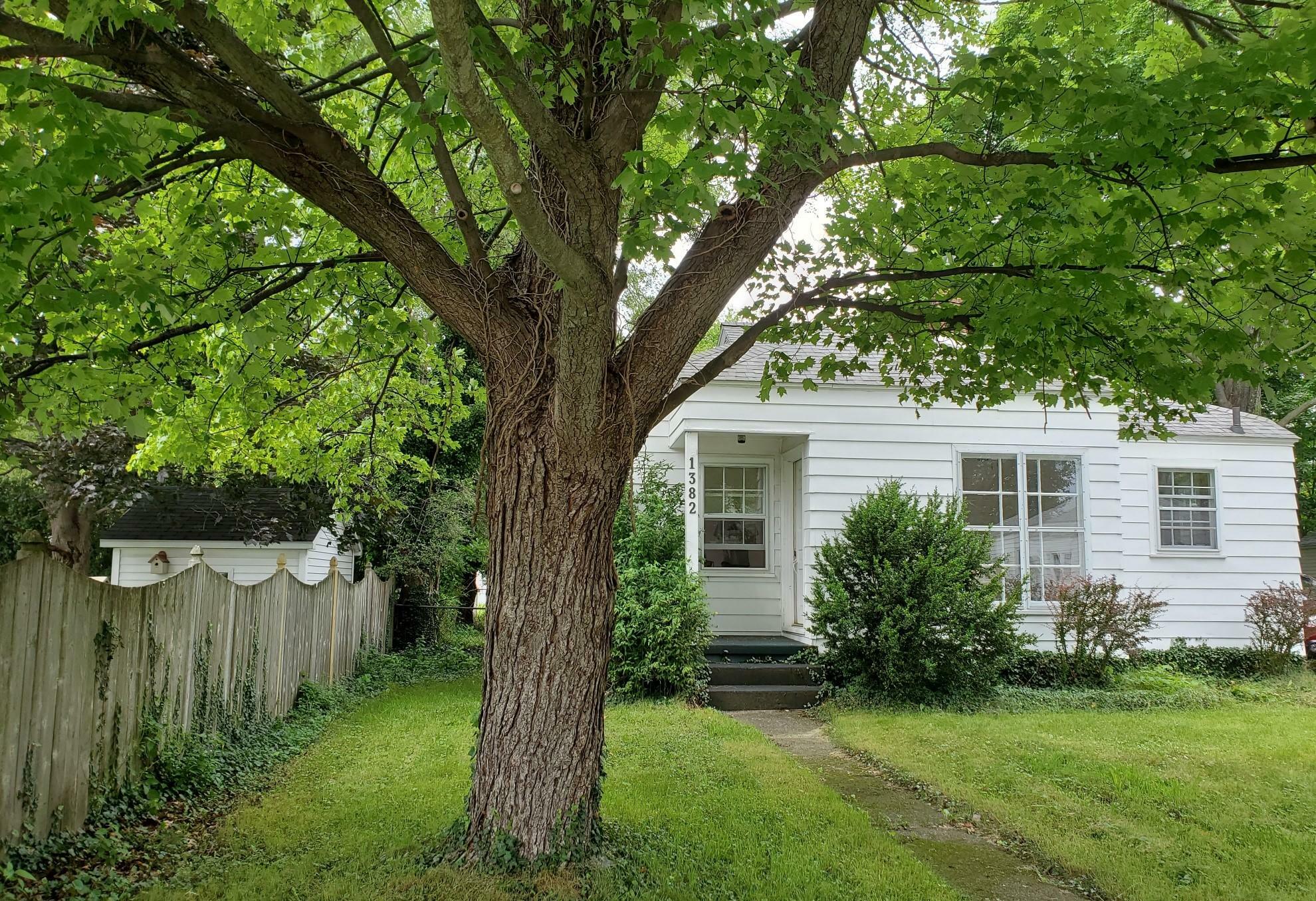 Property Photo:  1382 Montague Avenue  MI 49441 